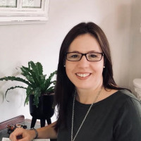 Dr. Henriette Smulders